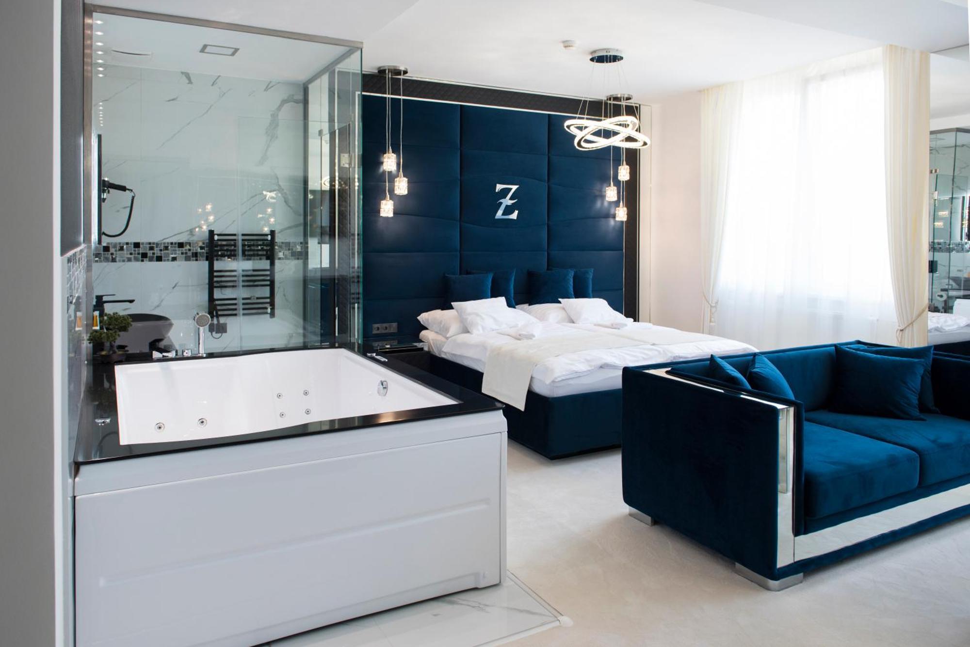 Z Rooms Boutique Zalaegerszeg Bagian luar foto