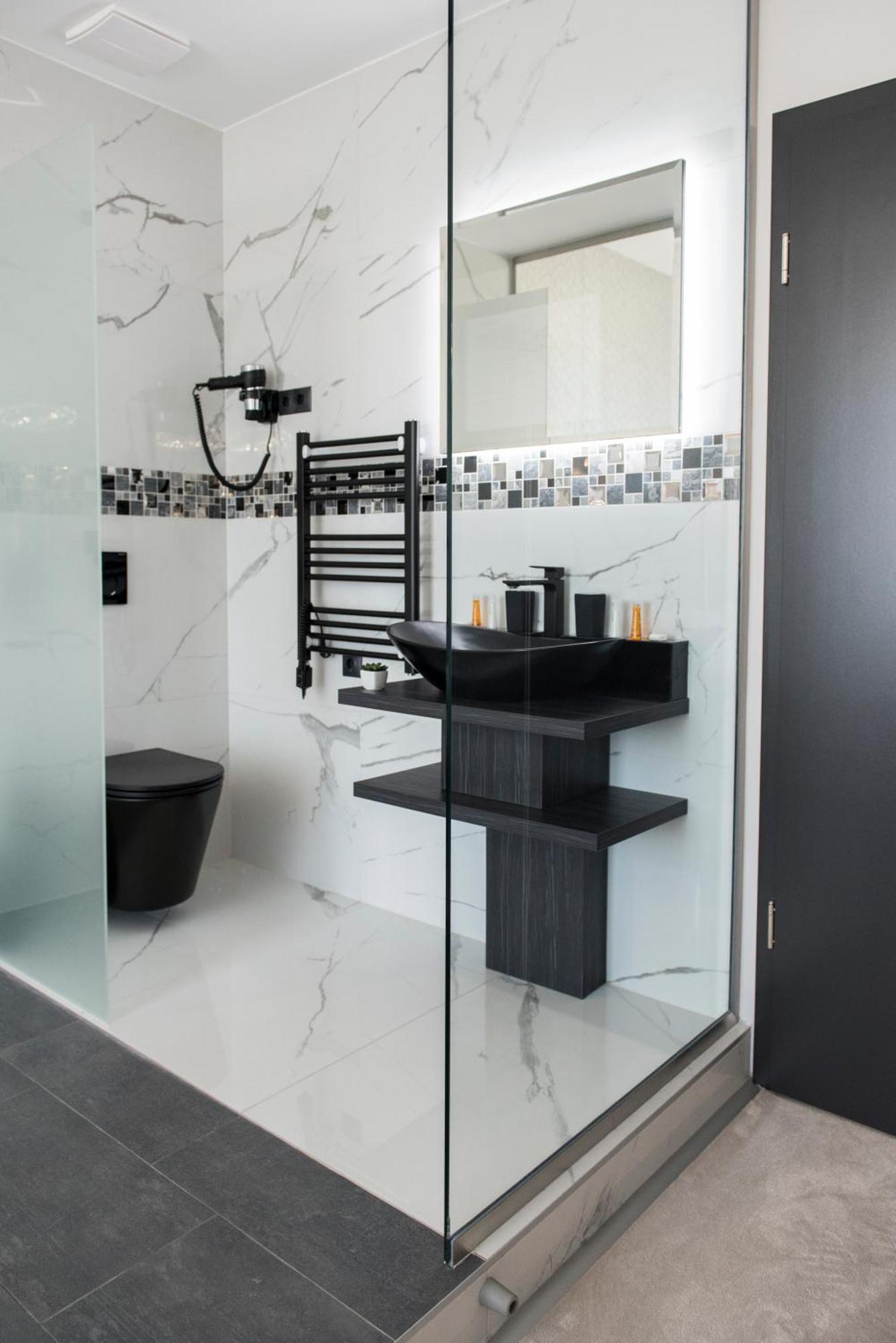 Z Rooms Boutique Zalaegerszeg Bagian luar foto