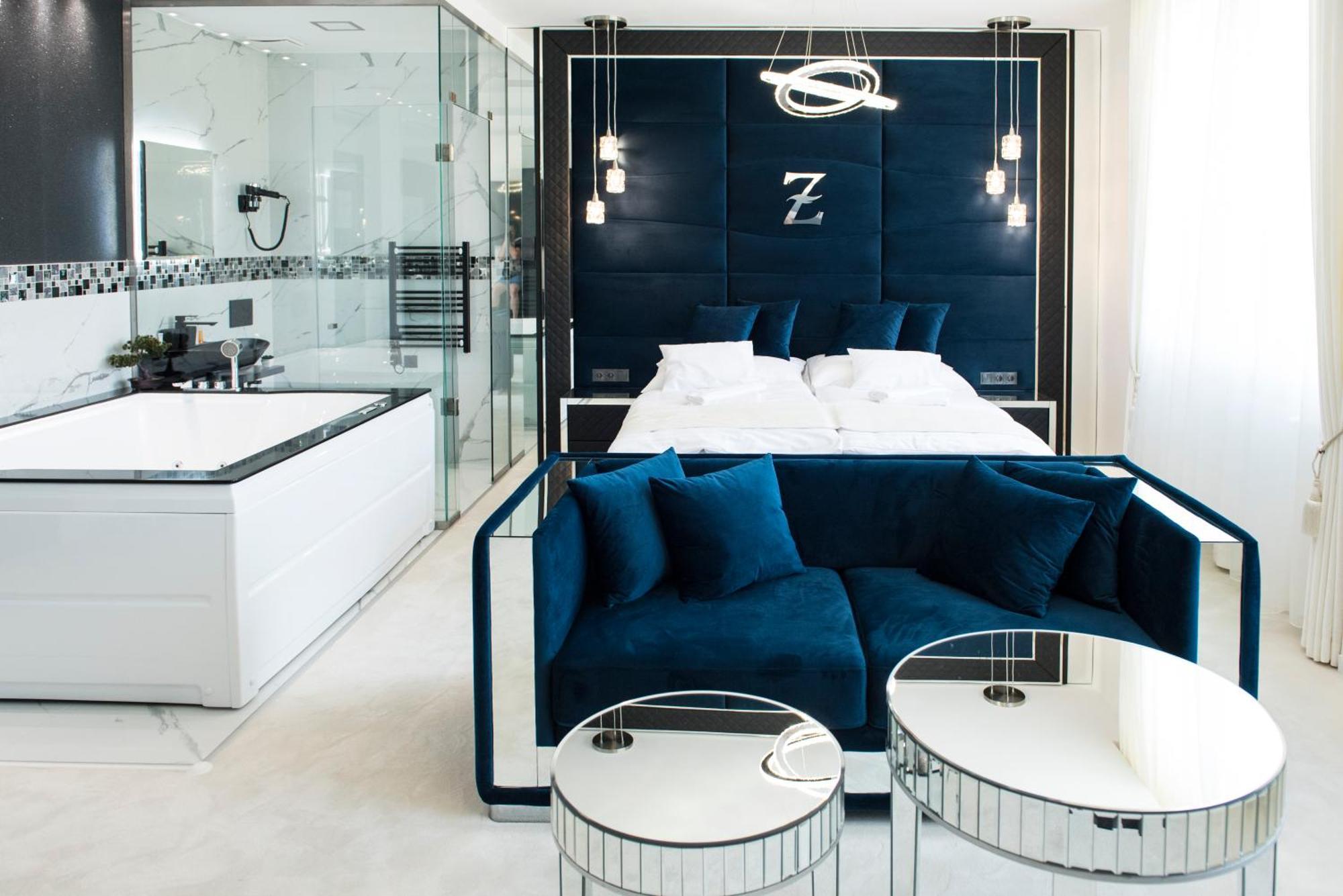 Z Rooms Boutique Zalaegerszeg Bagian luar foto