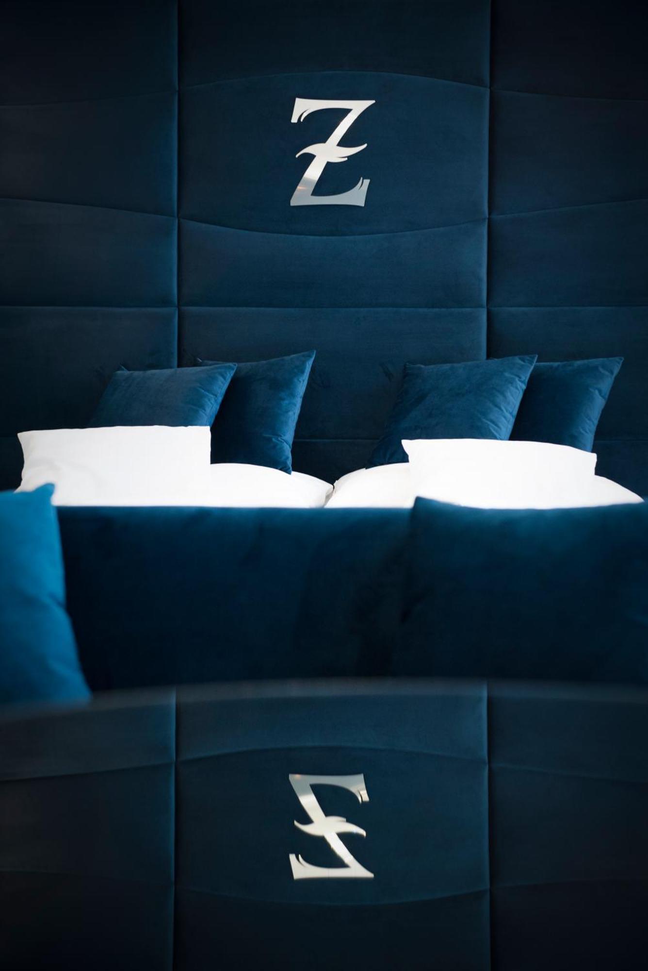 Z Rooms Boutique Zalaegerszeg Bagian luar foto